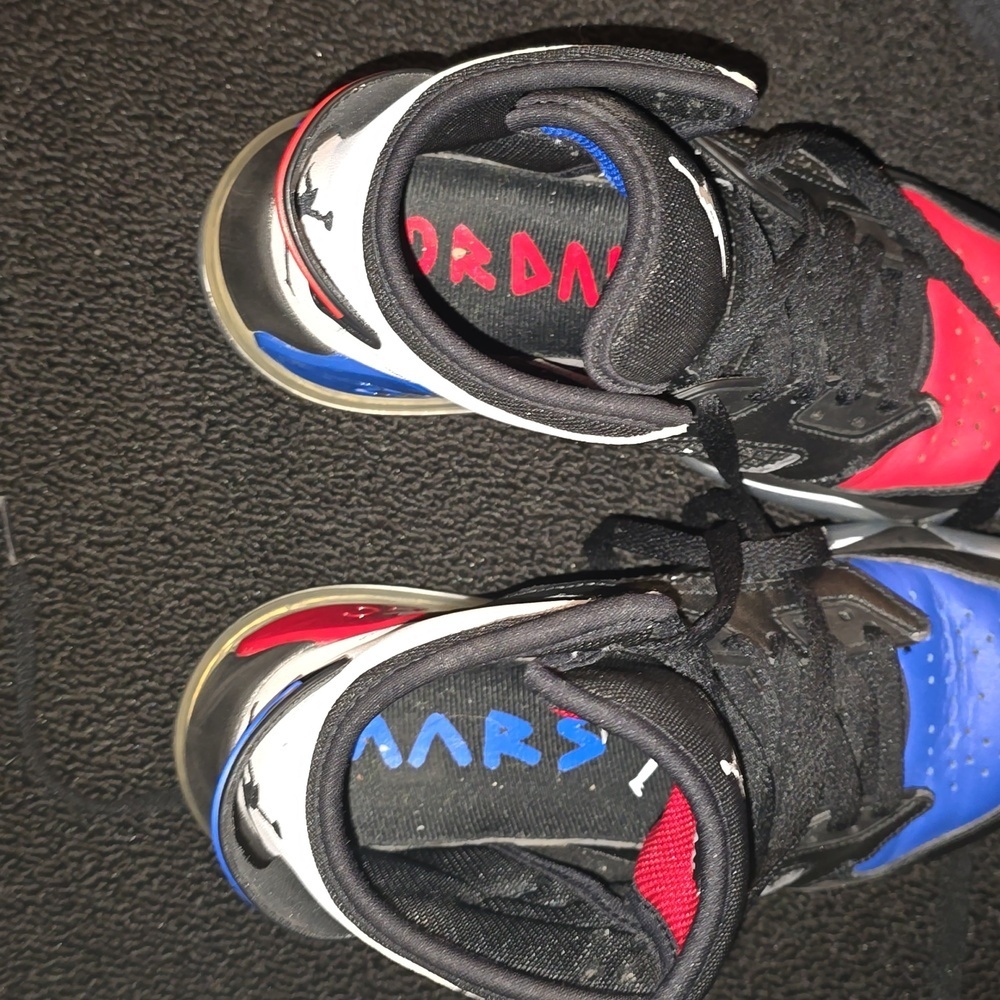 Air Jordan's - Picture 7 of 12